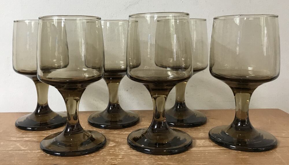 Set Lot 6 Vtg Libbey 60s 70s Tawny Stemmed Smokey Glass Wine Glasses Goblets